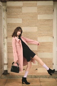 woman-wearing-pink-overcoat-and-black-inner-top-2043590.jpg