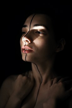 woman-with-black-mark-in-between-face-2859594.jpg